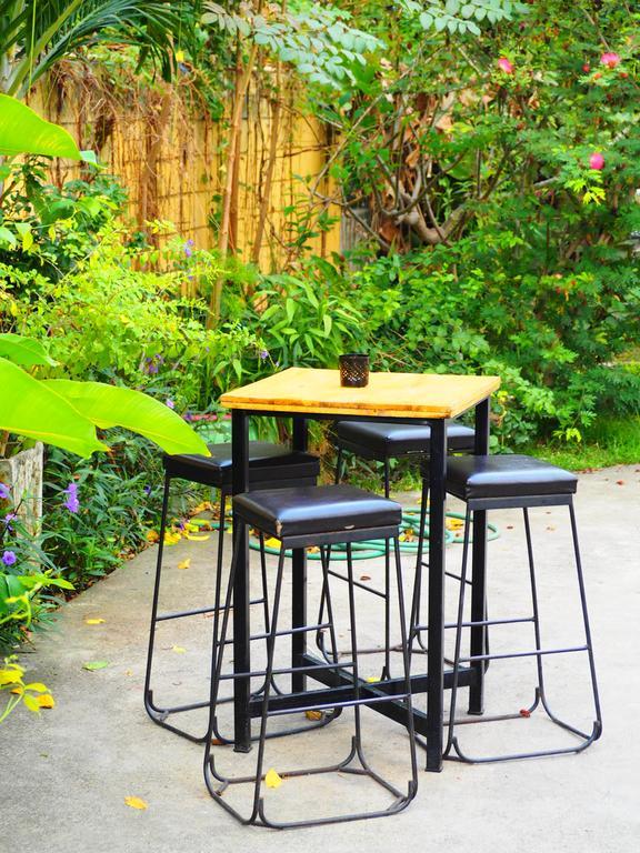 Bed and Breakfast Banmeesukko Phitsanulok Zewnętrze zdjęcie