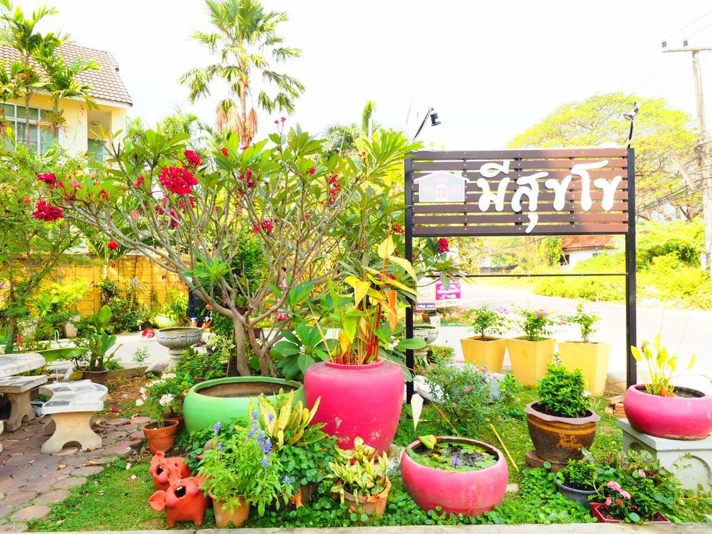 Bed and Breakfast Banmeesukko Phitsanulok Zewnętrze zdjęcie